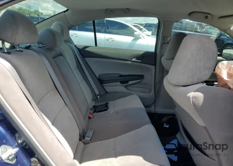 2008 Honda Accord Lxp z USA, uszkodzony, nr VIN 1HGCP26448A092851